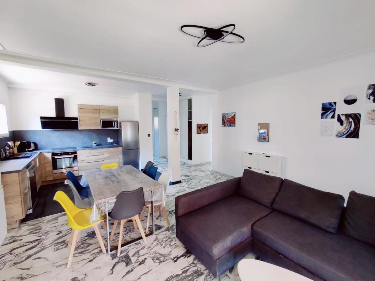 La Villa Castel - Haut De Villa - Parkings- 3 Chambres - 8 Couchages - Jardin - Barbecue Cagnes-sur-Mer Bagian luar foto