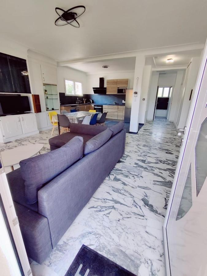 La Villa Castel - Haut De Villa - Parkings- 3 Chambres - 8 Couchages - Jardin - Barbecue Cagnes-sur-Mer Bagian luar foto