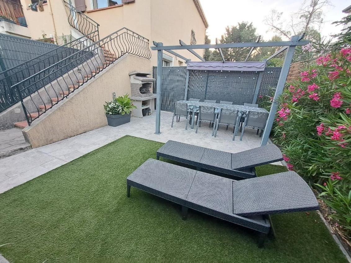 La Villa Castel - Haut De Villa - Parkings- 3 Chambres - 8 Couchages - Jardin - Barbecue Cagnes-sur-Mer Bagian luar foto